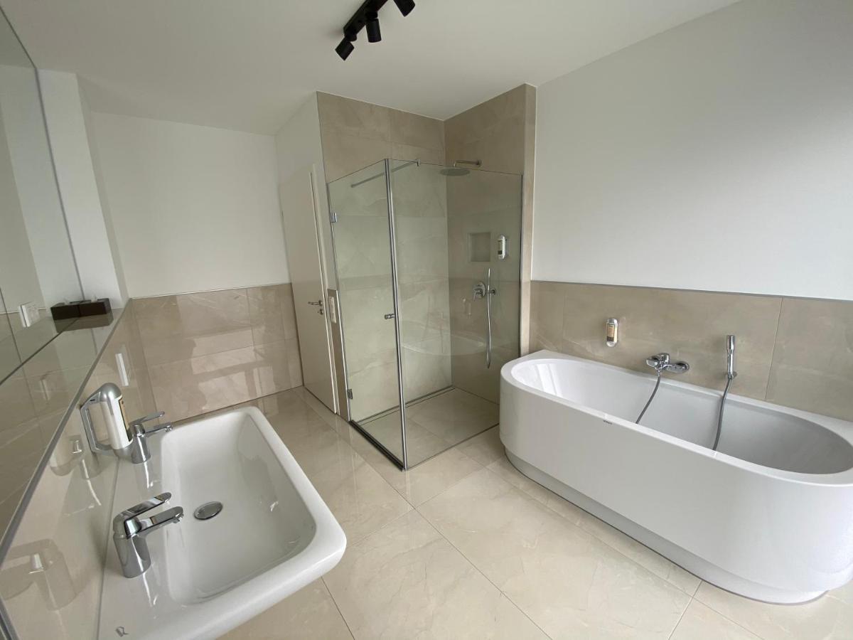 Sleep Inn Duesseldorf Suites Екстер'єр фото